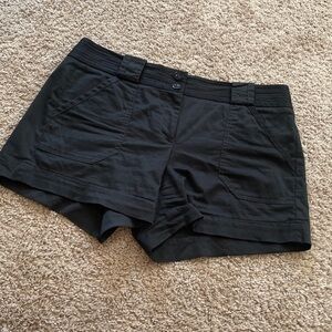 White‎ House Black Market Black Shorts Size 10 with Pockets